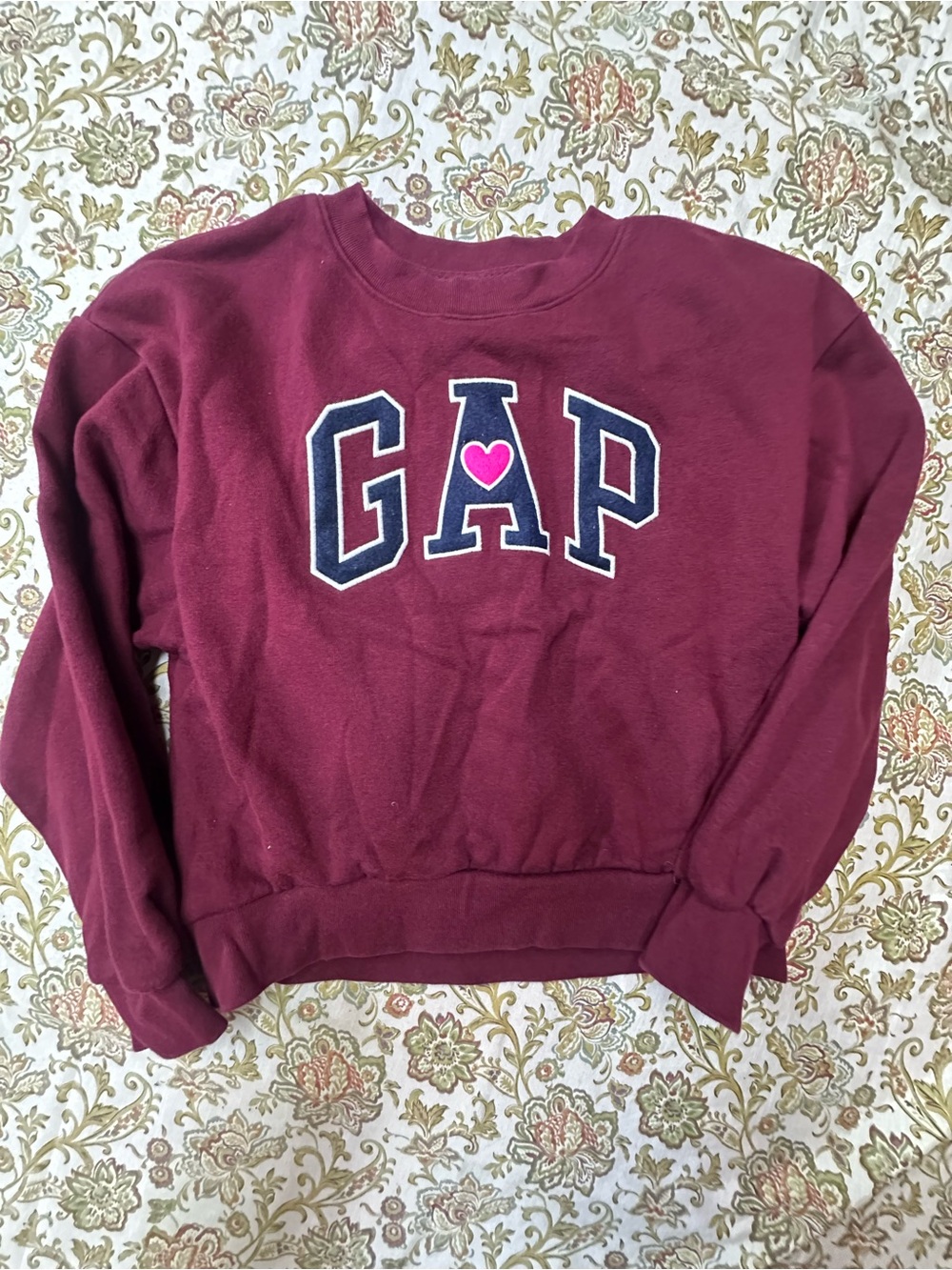 GAP Women's Burgundy Crewneck Sweatshirt with Heart Logo